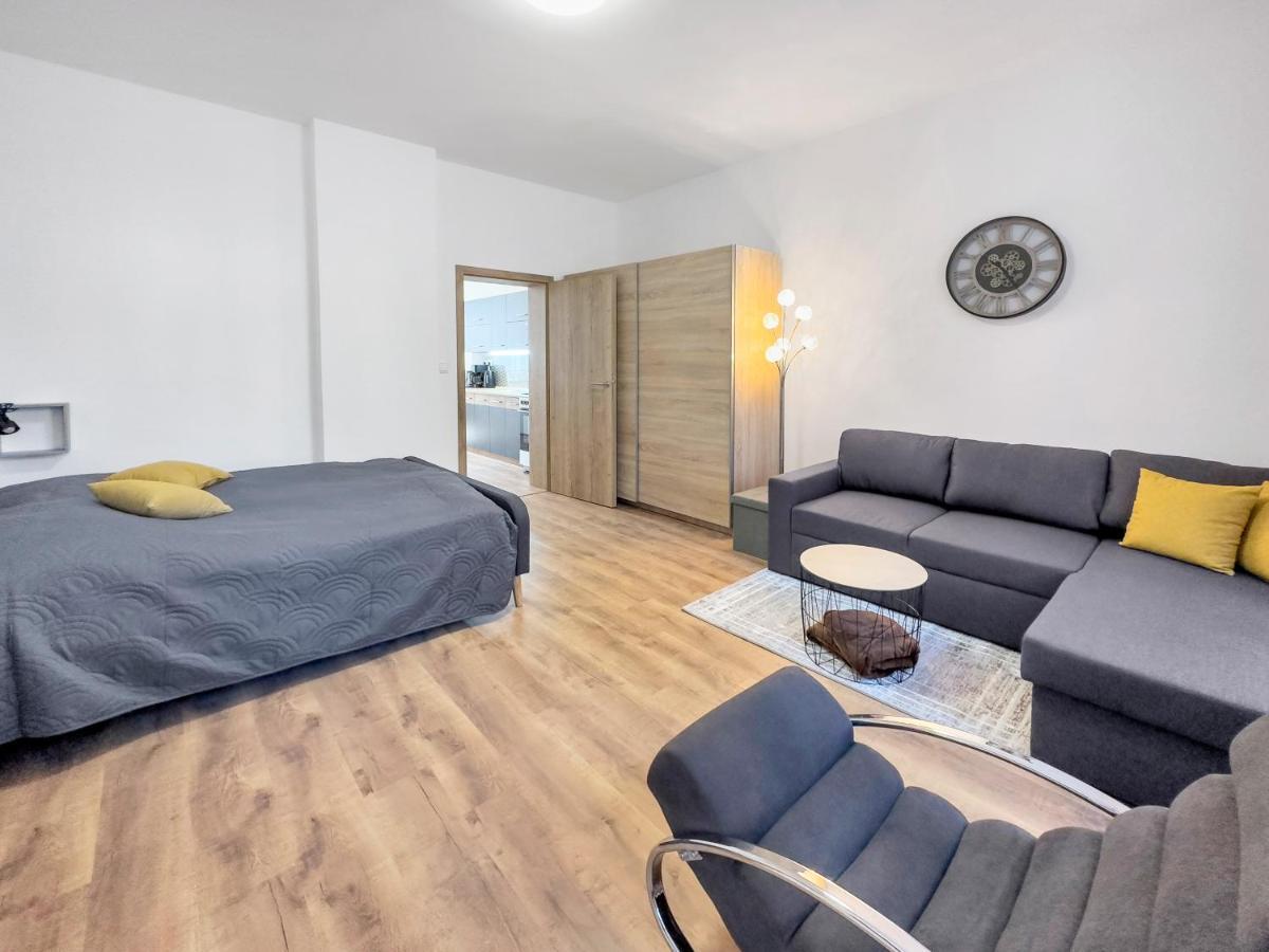 Apartment Lukas 2 Карлові Вари Екстер'єр фото